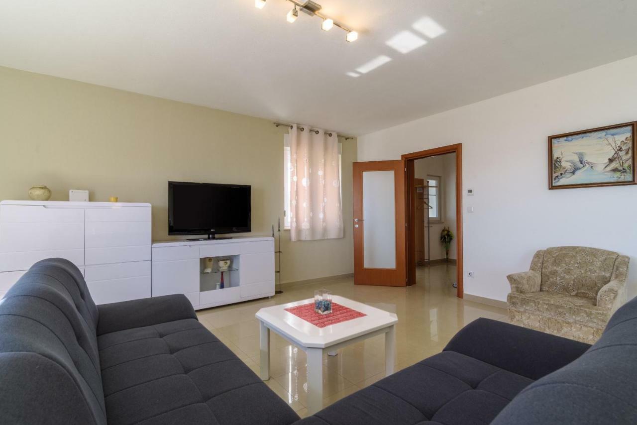 Apartman Niko Kaštela 外观 照片