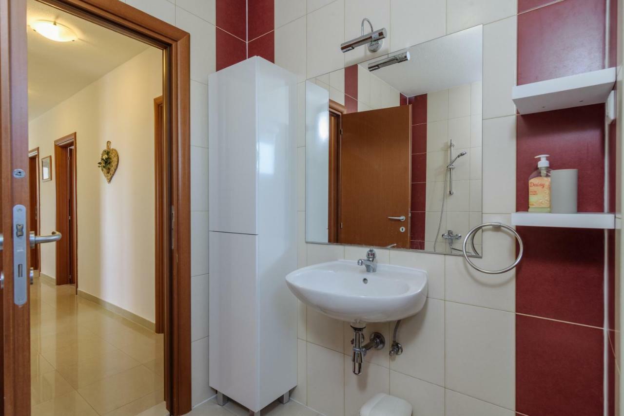 Apartman Niko Kaštela 外观 照片